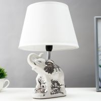 Миниатюра: Лампа настольная 220В 22,5*22,5*28см Белый слон