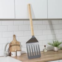 Миниатюра: Лопата с прорезями д/пиццы и коржей 84*24*4,5см